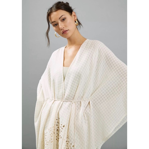 Anthropologie Tasseled Eyelet Kimono NWT (One Size Fits All) - Picture 2 of 13
